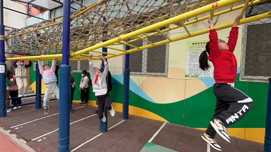 孩子從。校方供圖